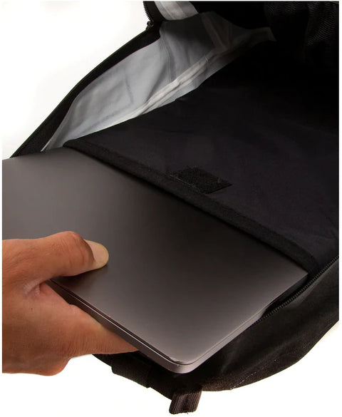 Transfer Dry Back Pack 25L - Creatures of Leisure Backpack Creatures of Leisure   